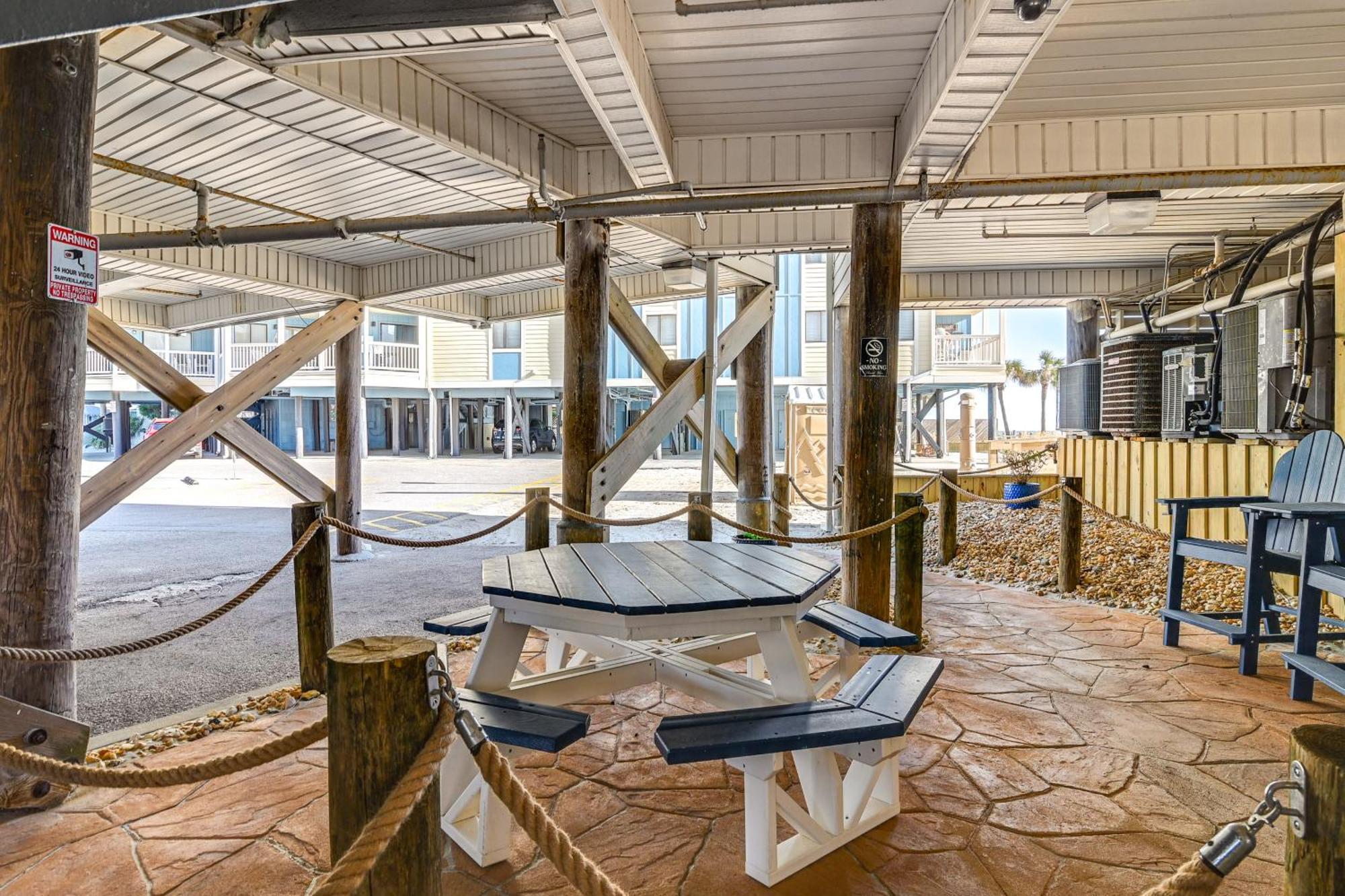 Cozy Beachfront Condo With Wifi, Views And Pool Access Myrtle Beach Exterior photo